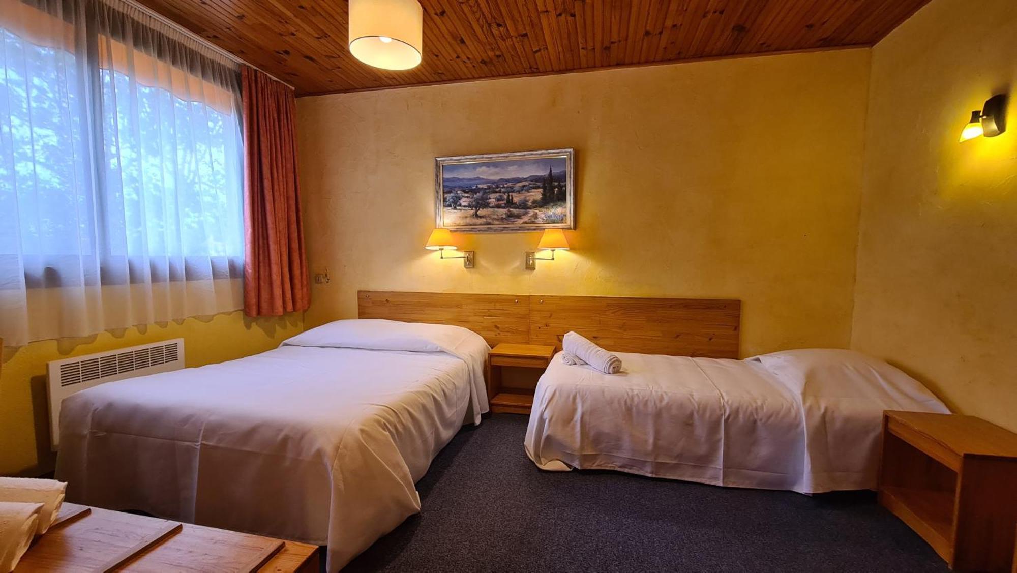 Angeprovence Otel Saint-Étienne-les-Orgues Dış mekan fotoğraf